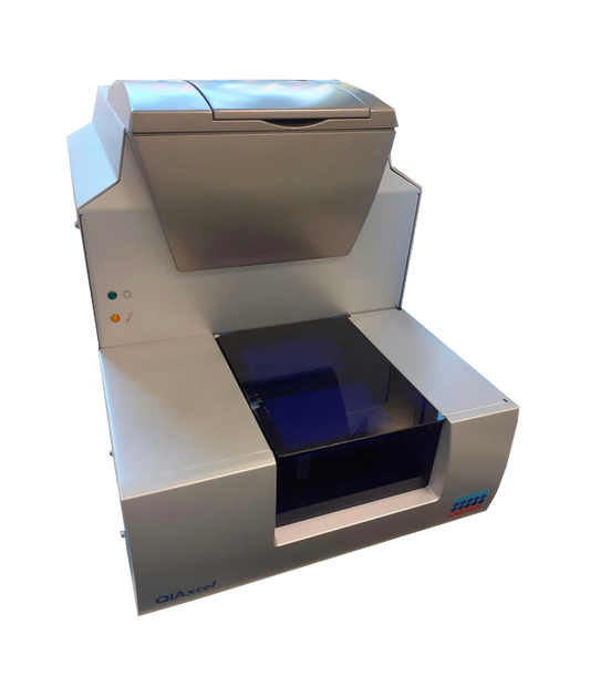 QIAxcel capillary electrophoresis instrument