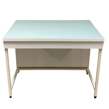 Enamelled glass dry bench