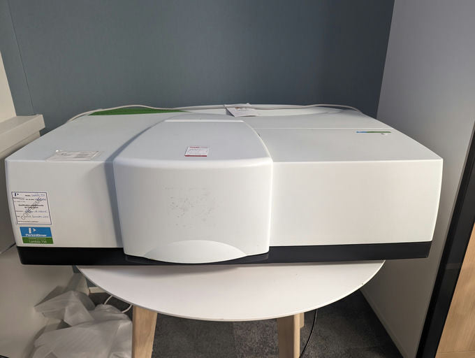 Spectromètre UV/Vis/NIR PerkinElmer LAMBDA™ 750